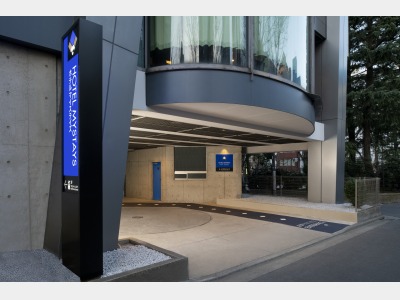 ホテルエントランス