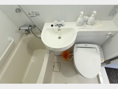 ユニットバスルーム