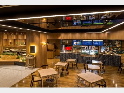 ザ・ステーション　カフェバー