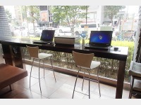 ���r�[�ݒu�p�\�R��