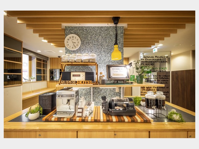 スーパーホテル新宿歌舞伎町 ラウンジ