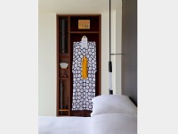 �q���A���j�e�B�[