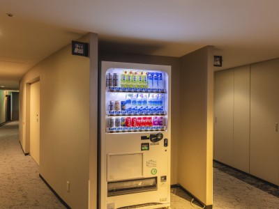 【施設】自動販売機（アルコールあり）