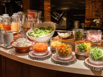 【イルキャンティ・エスト】自慢の「サラダドレッシング」がおすすめ 