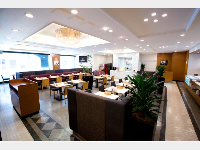 ホテルベルクラシック東京 レストラン「ラコンテ」