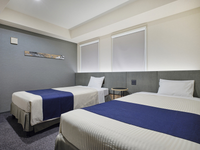 デラックスツイン（エキストラベッド付）