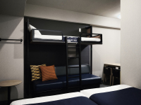 �X�^���_�[�h�t�@�~���[���[��