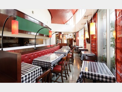 レストラン「ボスコ　イル　キャンティ」