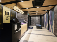 �t�����g�E���r�[