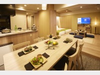 �O�����W���p�j�[�Y�i���j