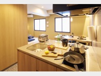 �q�����i���j