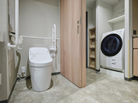 ���j�o�[�T�����[��