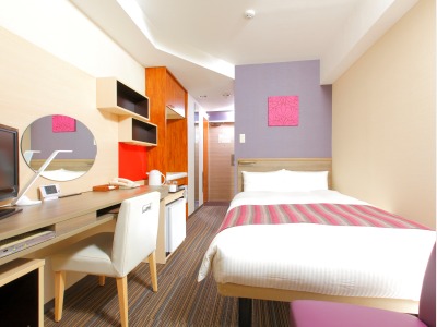 スタンダードセミダブルルーム