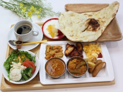 選べる朝食（インド風洋食）
