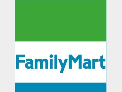 1階のファミリーマートまで直通エレベーターがございます