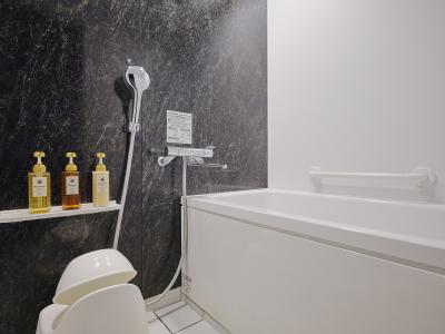 ファミリールーム　バスルーム