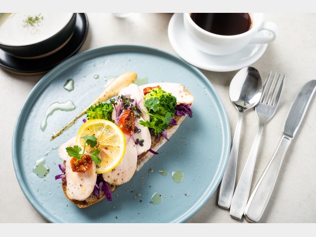 �^���e�B�[�k