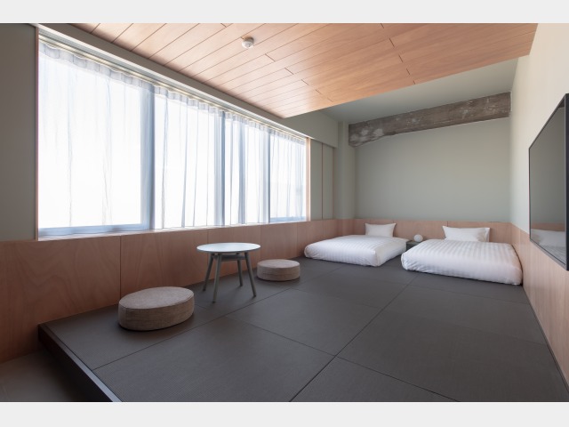 Superior with Japanese-style