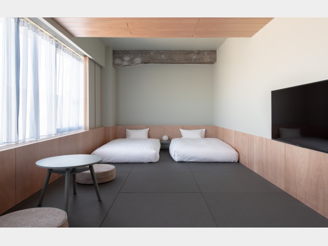 Superior with Japanese-style