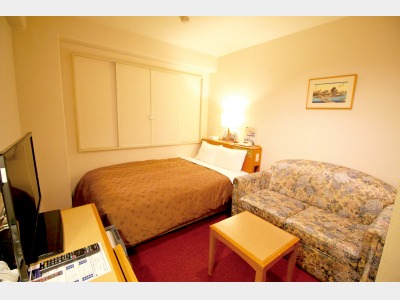 ソファ付きダブルルーム