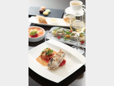 1F「グリル＆バー　流（流）」コース料理一例