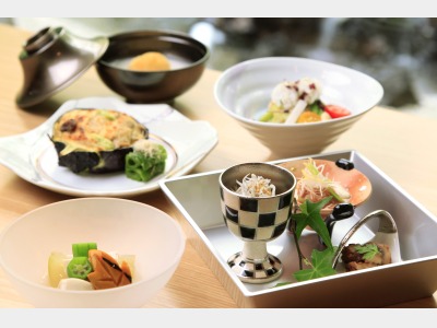 1F「グリル＆バー　流（流）」コース料理一例03