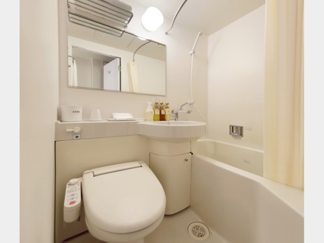 �q�����o�X���[���i���j