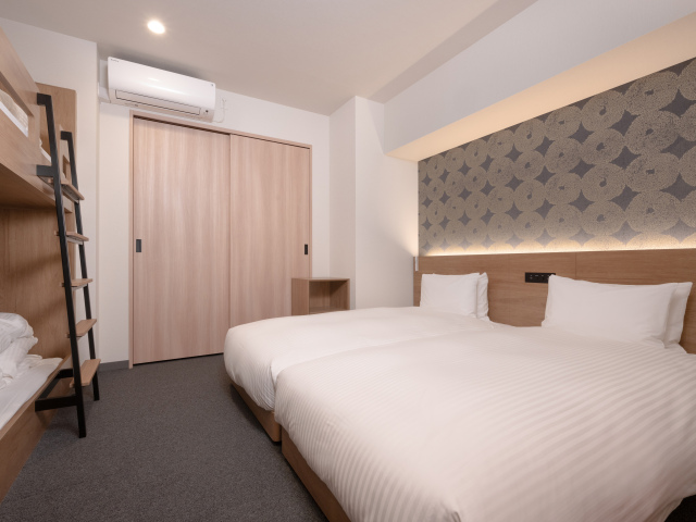 �X�[�y���A1�x�b�h���[���W���p�j�[�Y�A�p�[�g�����g 6�l�p