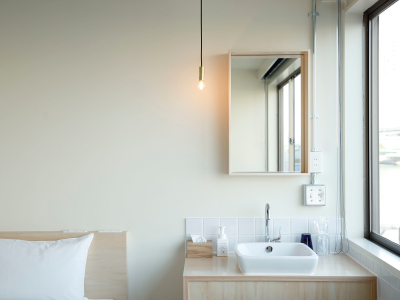 クイーン：リバービュー シェアードバスルーム