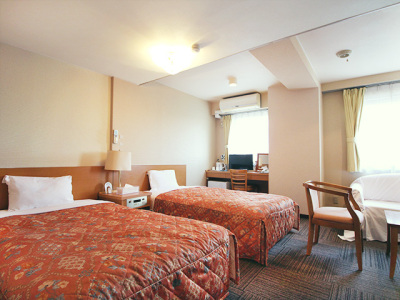 デラックスツインルーム　広々お部屋でゆったりお過ごしいただけます