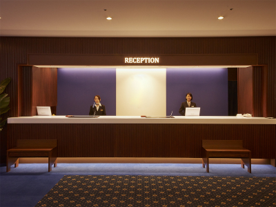 フロントカウンター