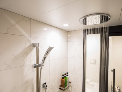 バスルーム（クイーンルーム）