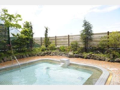 露天風呂(時間交代制)