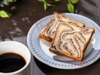 �y�����y���H�z�}�[�u���u���b�h�`���R