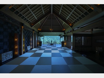 最上階　ロビー