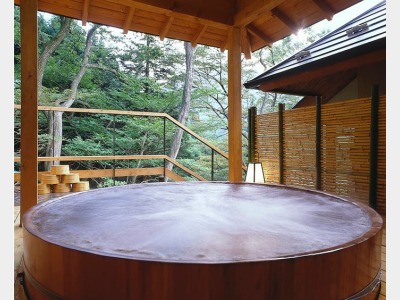 ご婦人露天風呂　梢の湯