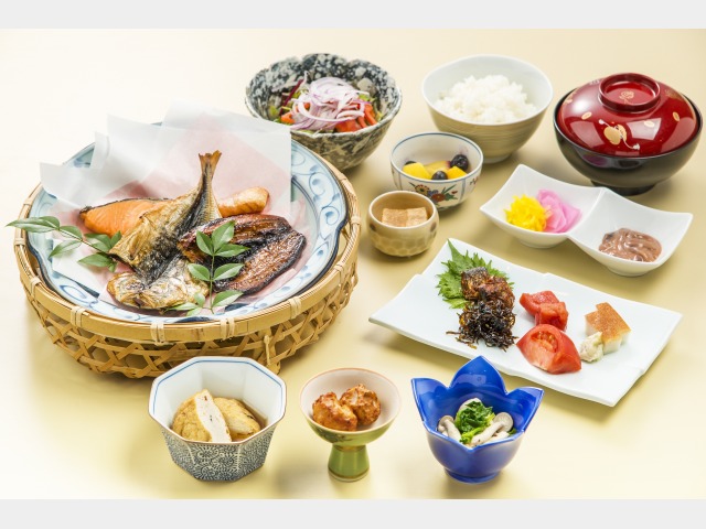 ���H�@���1