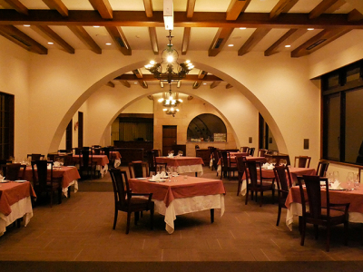 【プラ デュ ジュール】クラシカルで落ち着きのあるフランス風レストラン