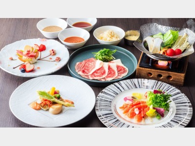 箱根西麓牛とコンソメの贅沢しゃぶしゃぶコース