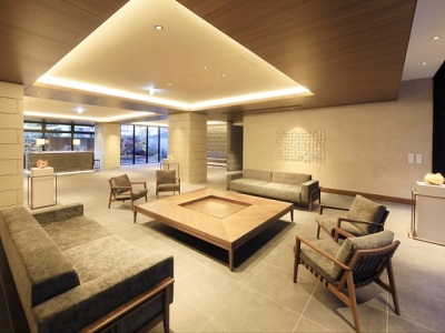 【ロビー】広々としたこだわりの空間