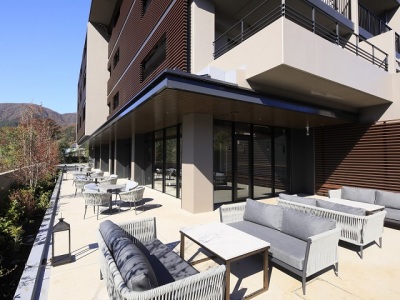 【レストラン】暖かい日はテラス席で