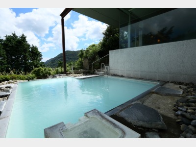 女性用露天風呂