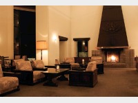 ���E���W