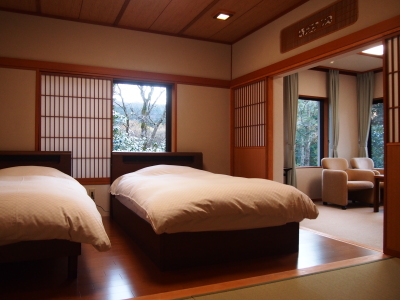 客室　【莵玖波】