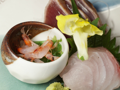 ご夕食の一例（お造り3点盛）