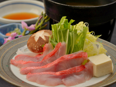 ご夕食の一例（金目鯛しゃぶしゃぶ）