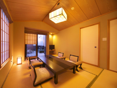 露天風呂付き和室「山吹」和室部分