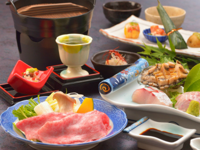 ご夕食イメージ（前菜、お造り、飛騨牛しゃぶしゃぶ）