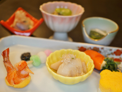ご夕食の一例（前菜盛り合わせ）