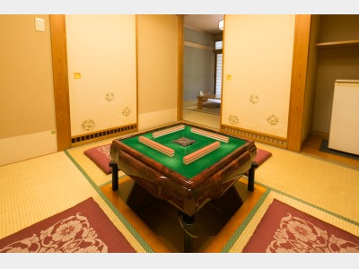 全自動麻雀付き和室